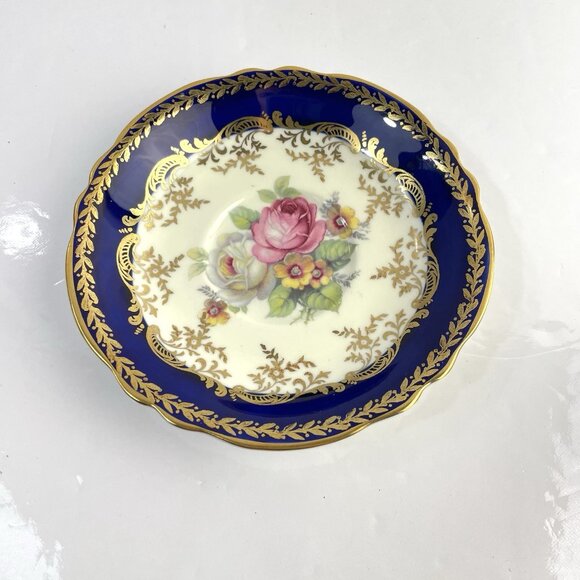 Paragon Teacup & Saucer Cobalt Navy Blue Gold Gilt Cabbage Rose Floral Bouquet - Picture 10 of 16